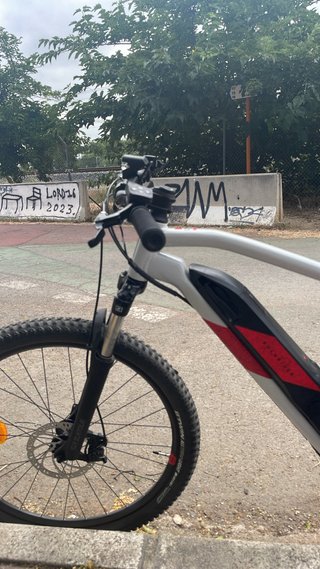 Bicicleta Eléctrica Rockrider ST100 Blanca talla L