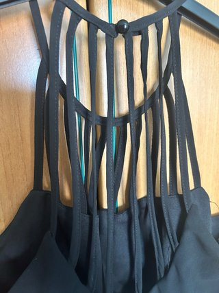 Vestito bianco nero strisce con scollatura estivo