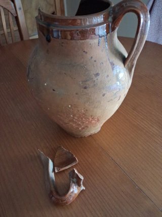 Tinaja de barro antigua/año 1930