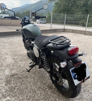 Triumph Scrambler 900 Verde Militar