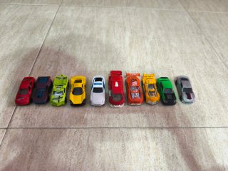 10 Coches Hot Wheels, Maisto y otros
