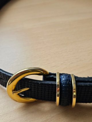 Elegante cinturón piel negro talla 80