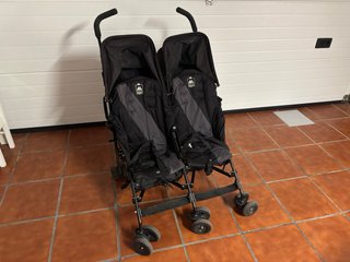 Carro gemelar Maclaren Twin Triumph negro
