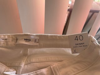 Pantalón vaquero blanco Mango mujer Talla L