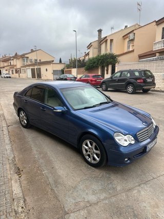 Mercedes-Benz Clase C 2006