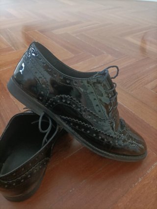Zapatos charol negros