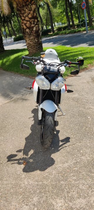Triumph Street Triple 675 R 2014