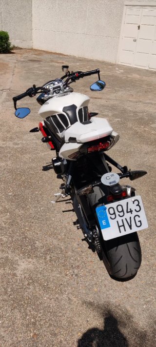 Triumph Street Triple 675 R 2014
