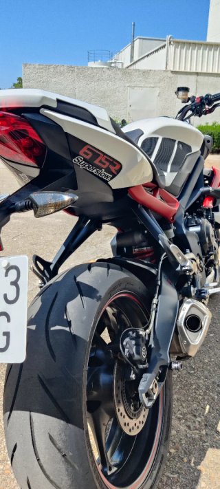 Triumph Street Triple 675 R 2014