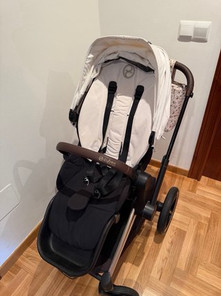 Cybex Priam - capazo negro y silla de paseo blanca