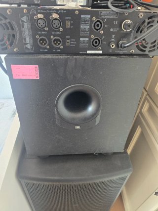 Wharfedale Pro CPD1000 Amplificador