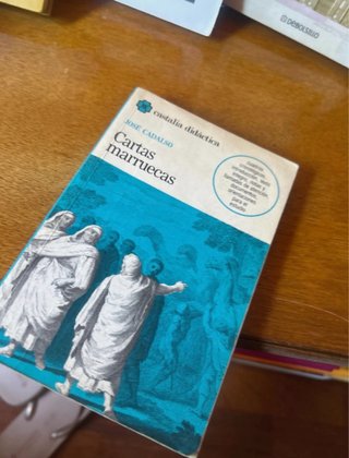 Lote 8 libros varios. (Títulos en descripción)