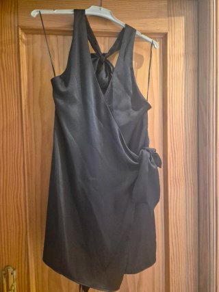 Vestido Halter Satinado Negro