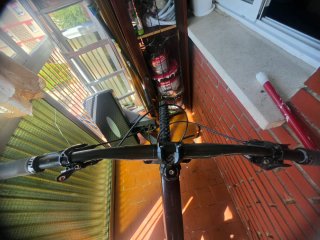 Manillar Deity de carbono