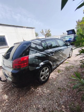 Opel Signum 2005