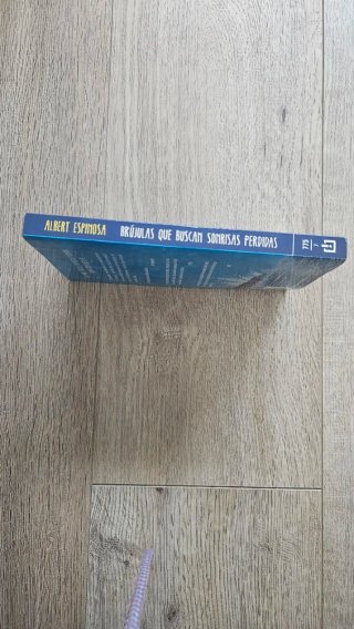 Brújulas que buscan sonrisas perdidas