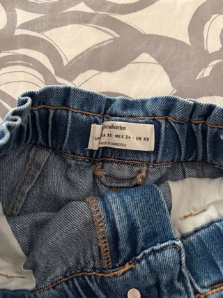 Shorts Stradivarius tiro alto