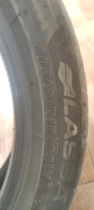 Neumático Lassa 205/50 R17 93W año 2024