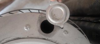Estufa de leña metálica gris