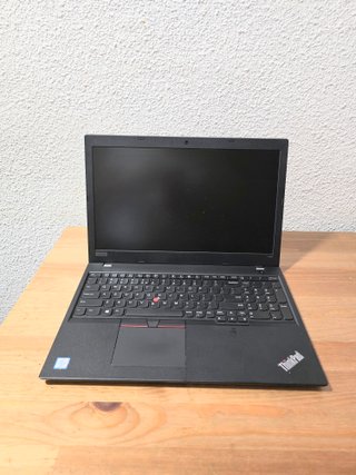 Portátil Lenovo 15.6 Intel Core i5 16GB RAM 256GB