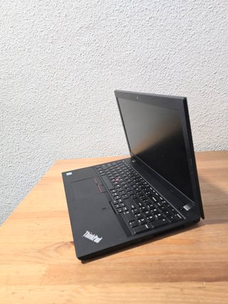 Portátil Lenovo 15.6 Intel Core i5 16GB RAM 256GB