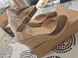 Cuñas Art Nature Beige y Verde Talla 36