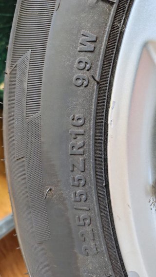 Llantas 16 Mercedes con neumáticos nuevos