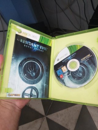 Resident Evil Revelations Xbox 360