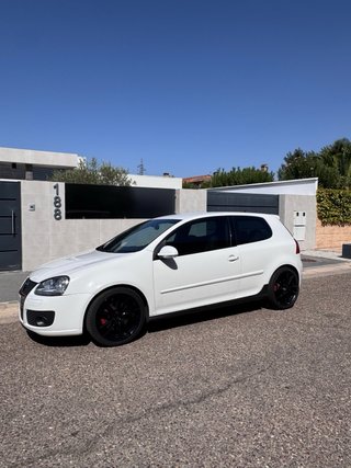 Volkswagen Golf GTI NACIONAL