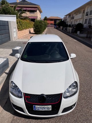 Volkswagen Golf GTI NACIONAL