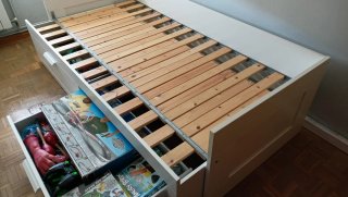 Estructura Diván BRIMNES IKEA con 2 cajones