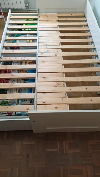 Estructura Diván BRIMNES IKEA con 2 cajones