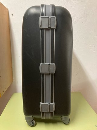 Maleta Delsey Gigante Rígida Negra