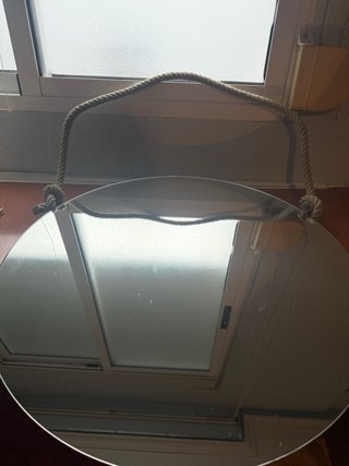 Espejo Redondo con Cuerda + accesorios baño