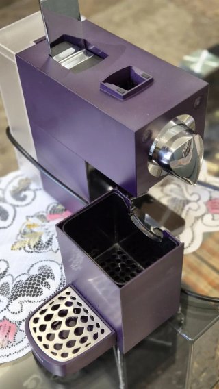 Cafetera Cremesso Morada