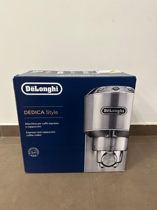 Cafetera Express De'Longhi Dedica Style