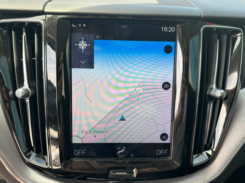 Volvo XC60 2.0 D4 Momentum AWD Aut. 2020, foto 8