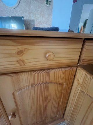 Aparador de madera maciza