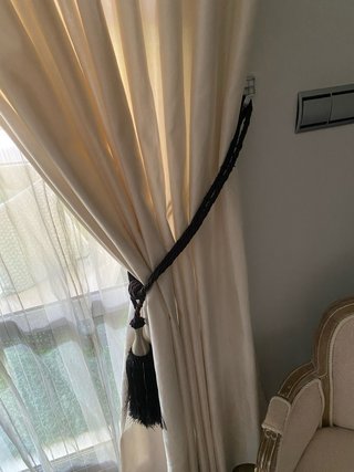 Alzapaños negros para cortinas
