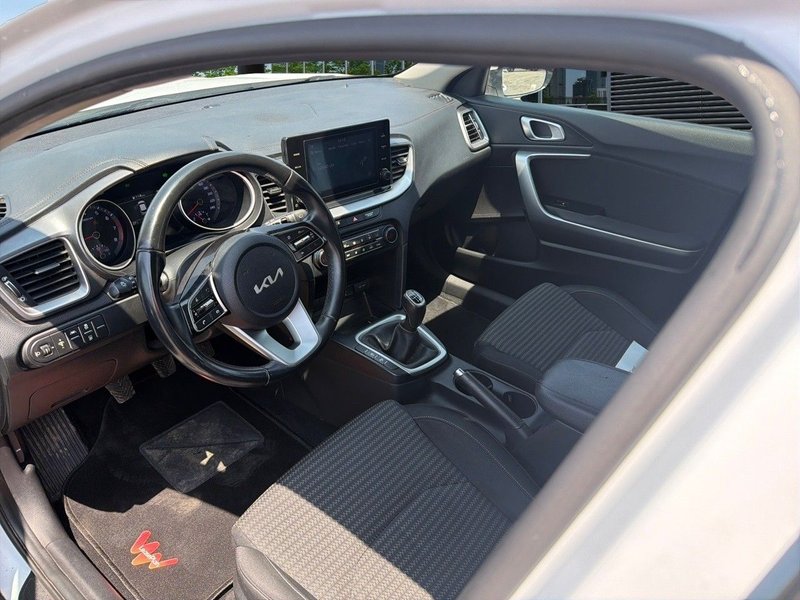 Kia XCeed 1.0 T-GDi Drive 2022, foto 8