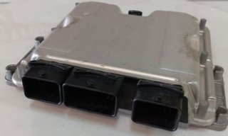 Centralita motor uce renault 55816 281011524 clio