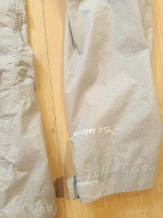 Cortavientos The North Face Gris