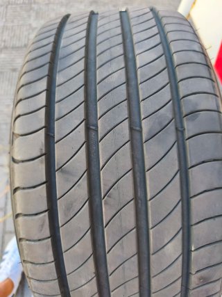 Neumático Michelin Primacy 4