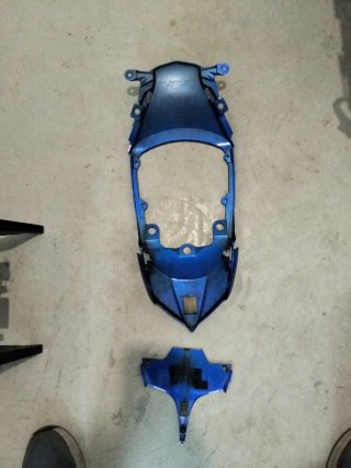 Colín superior Suzuki gsxr k8 en adelante
