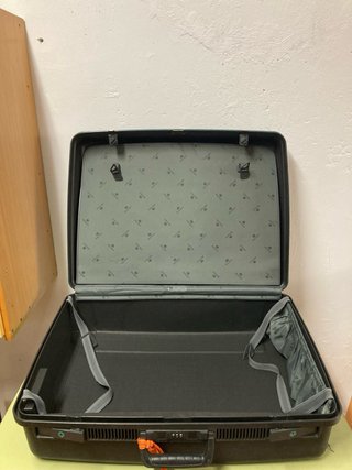 Maleta Delsey Rígida Negra Vintage