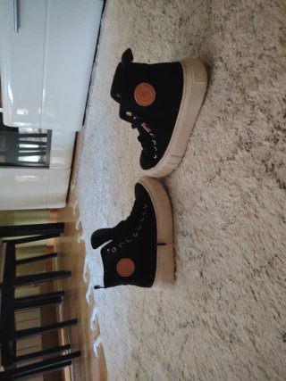 Zapatillas Niña Negra, Blancas nuevos han sido 46€
