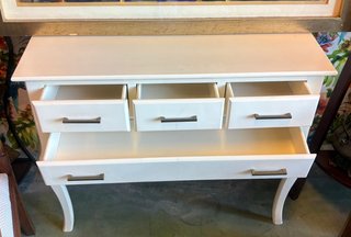 Mesa Consola Blanca con Patas Curvas