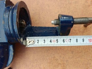 Tornillo de banco azul