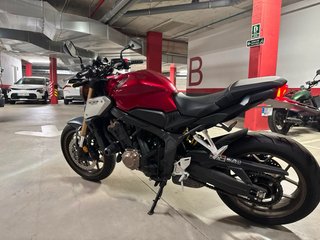 Honda CB650R 8000km Naked Roja y Dorada