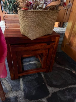 Juego 3 mesas nido madera;  nuevas